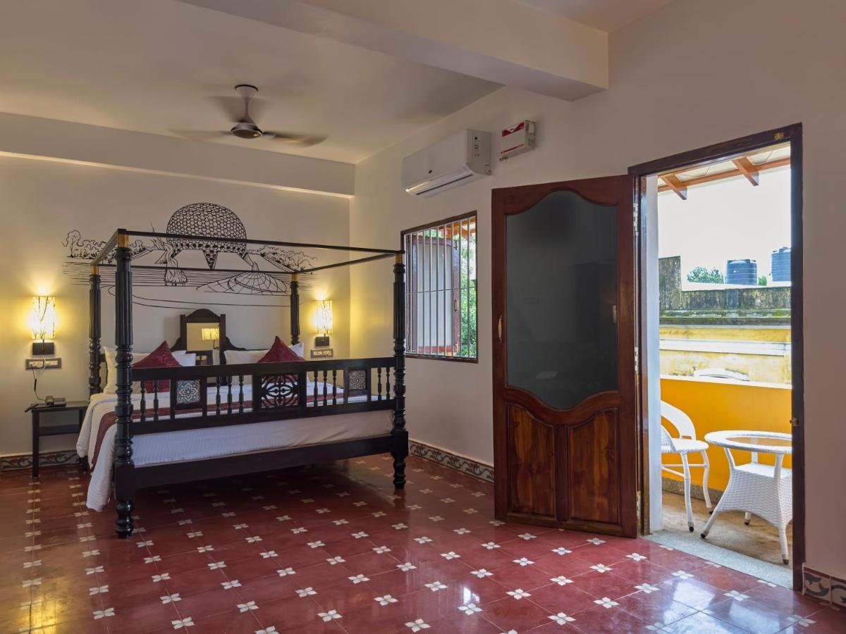 Villa Krish Puducherry Eksteriør billede