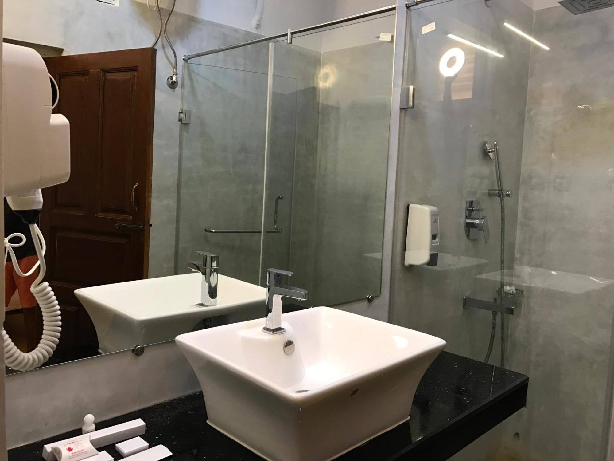 Villa Krish Puducherry Værelse billede